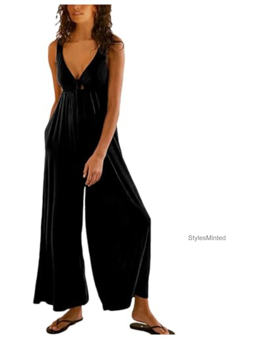 Sleeveless Wide Leg Jumpsuit with Pockets Casual Loose V-Neck Romper